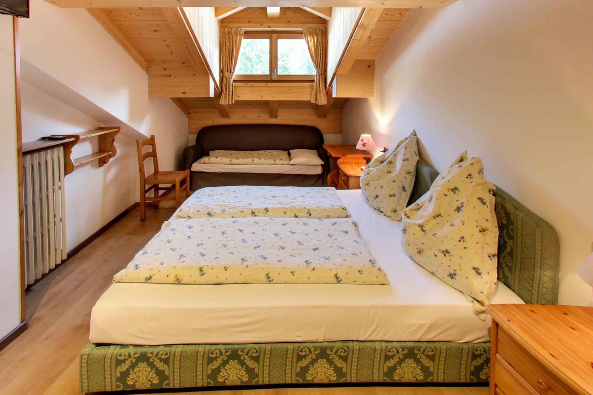 Rifugio Flora Alpina Hotel Passo San Pellegrino Exterior photo
